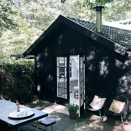 Slapen In Het Bos 아펠도른